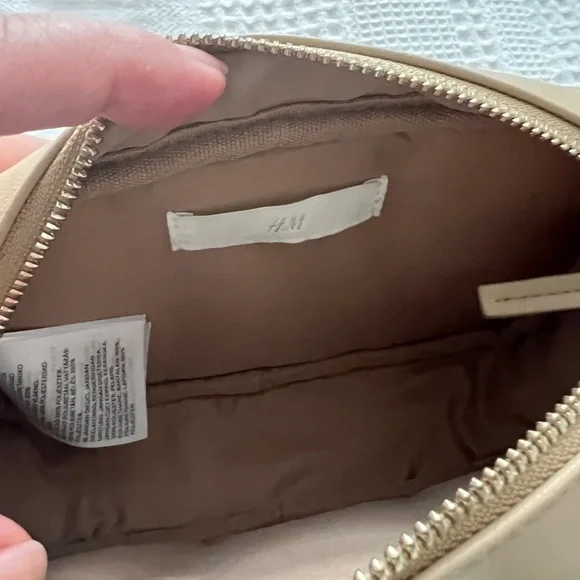 H&M Purse - Picture 2 of 3
